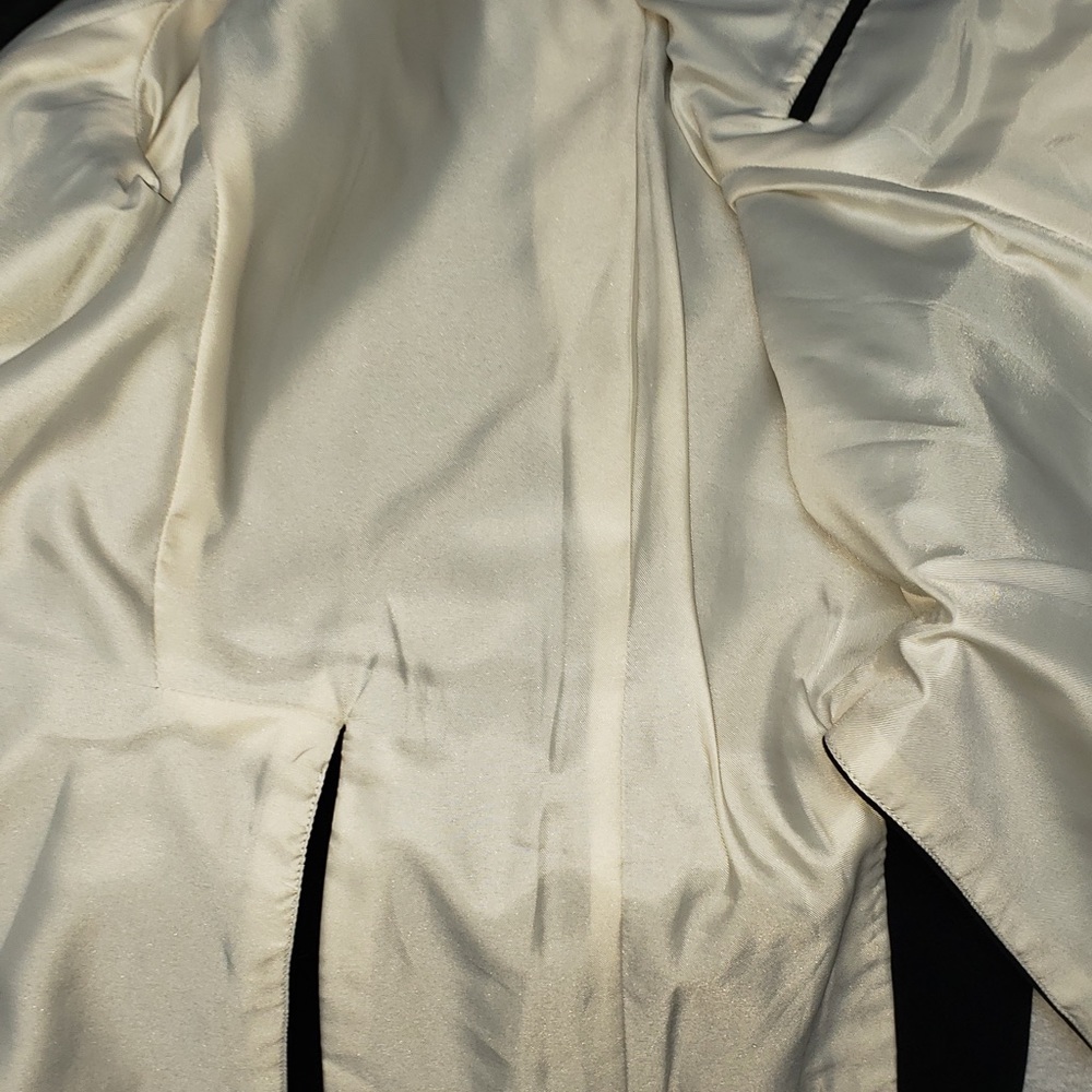 Jacket - Picture 5 of 5